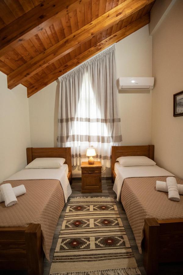 Xhuli Guesthouse Shkodra Exterior foto
