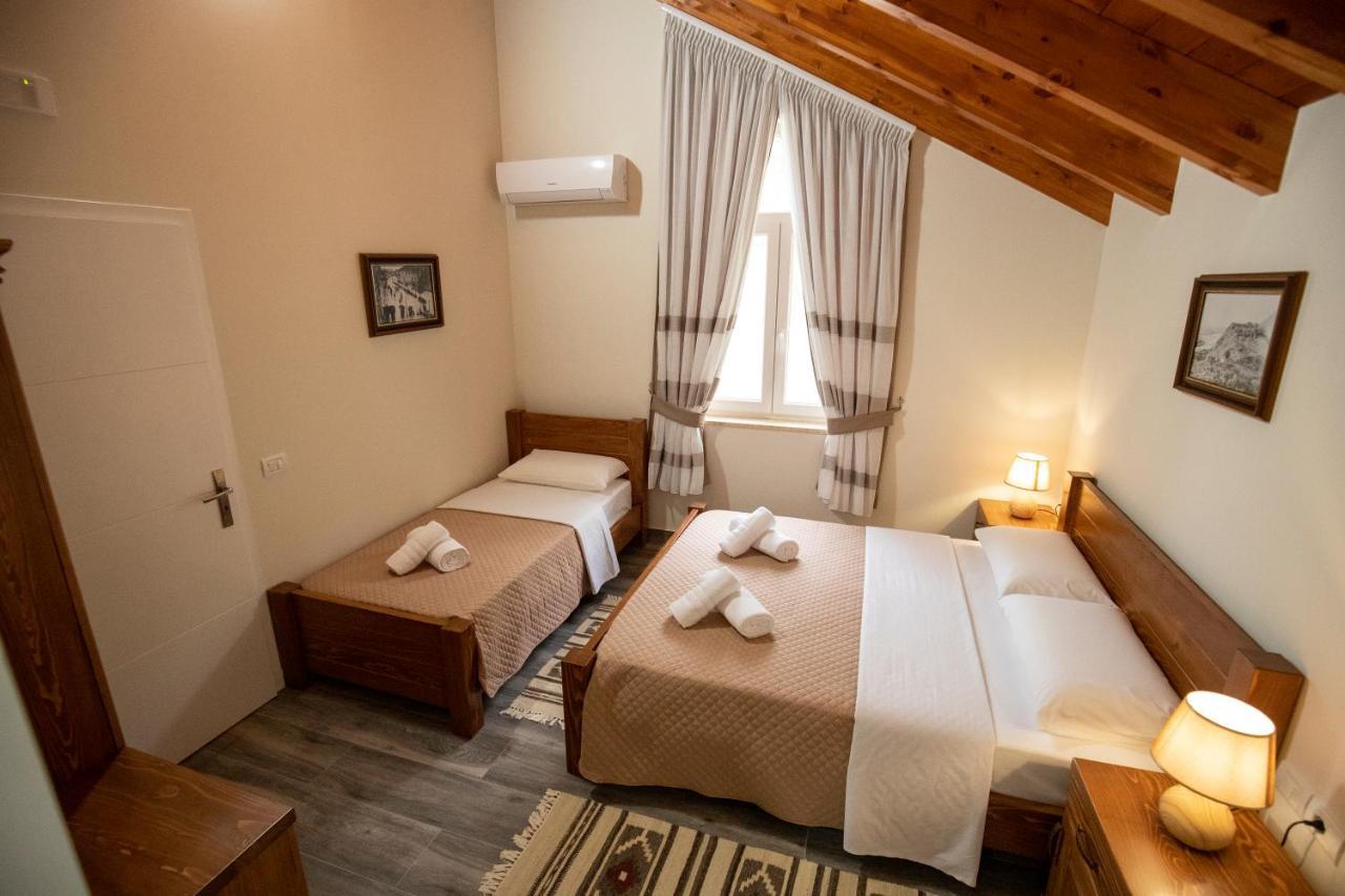 Xhuli Guesthouse Shkodra Exterior foto