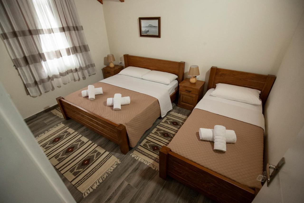 Xhuli Guesthouse Shkodra Exterior foto