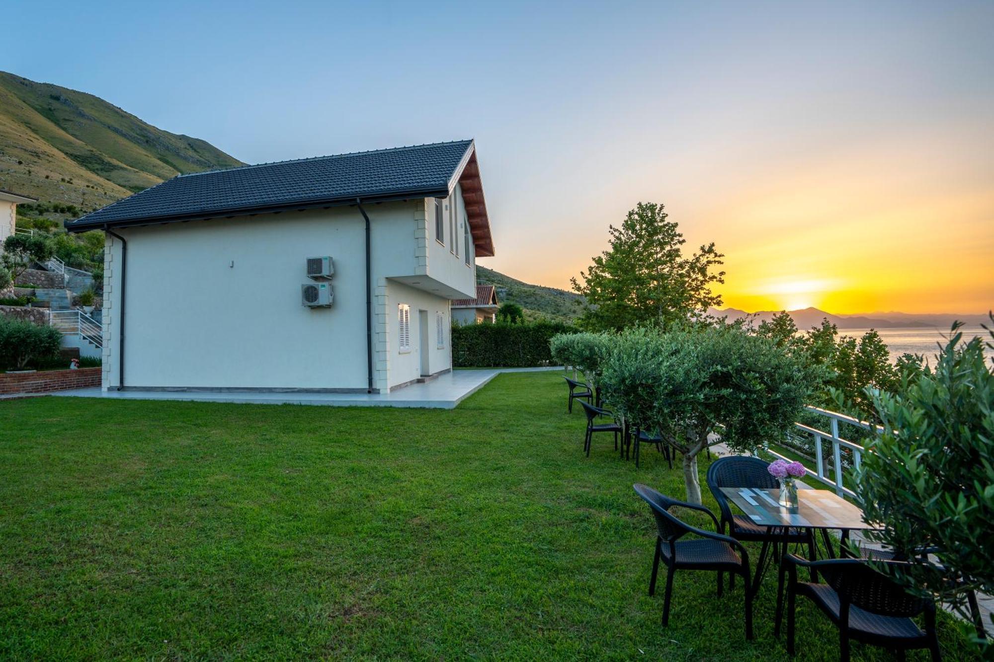 Xhuli Guesthouse Shkodra Exterior foto