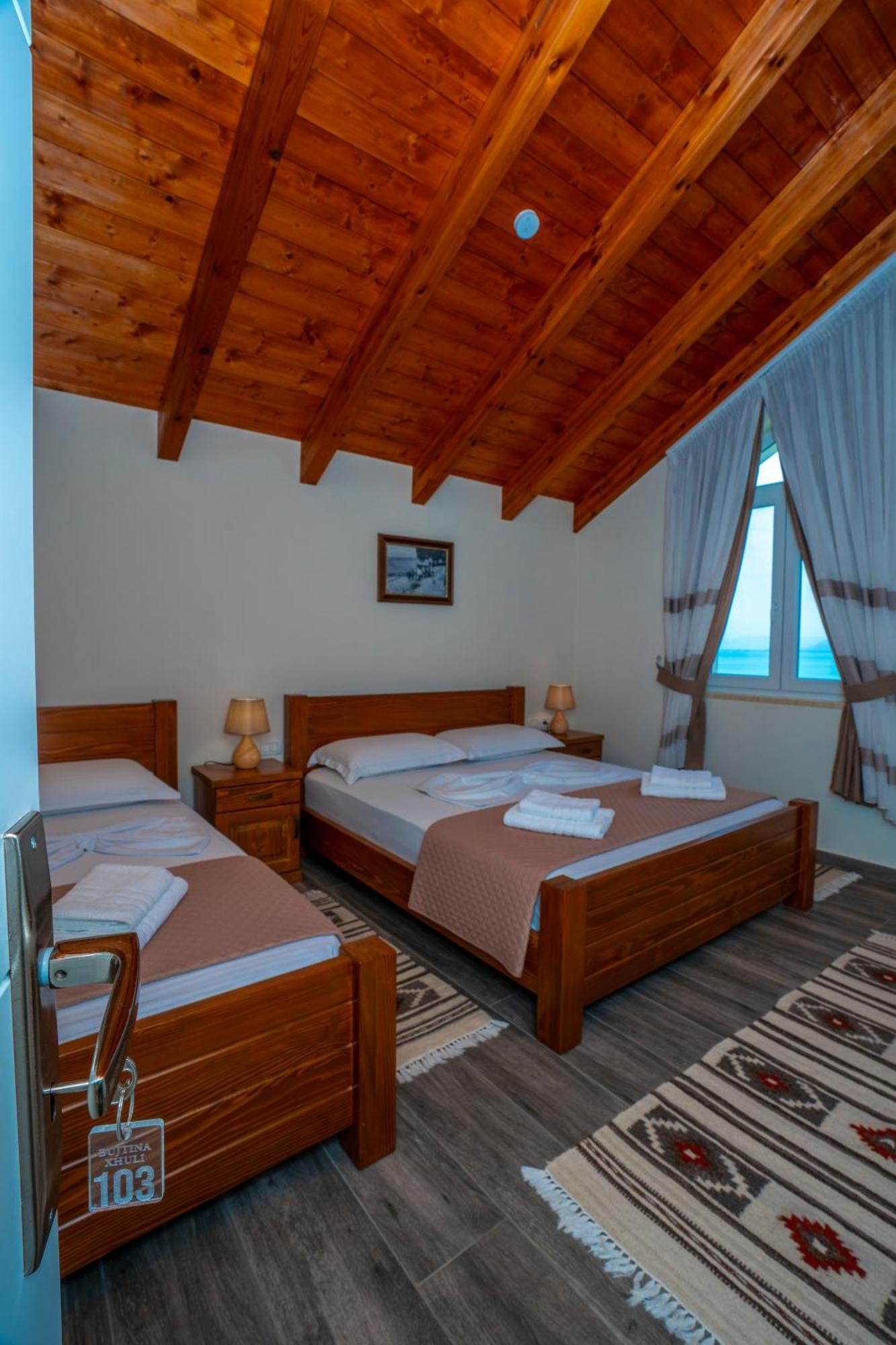Xhuli Guesthouse Shkodra Exterior foto